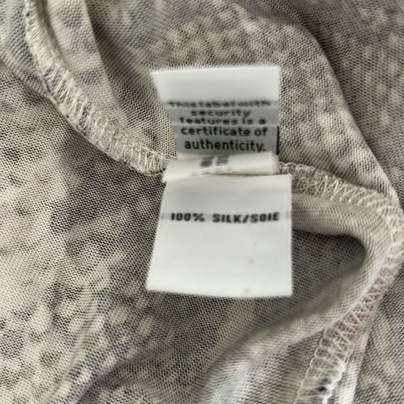 🎈HP🎈DVF 100% SILK Python Print Wrap Dress NWOT - Picture 7 of 8